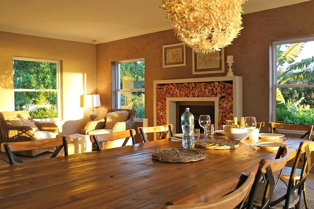 Bed & Breakfast Explorer Guesthouse Somerset West